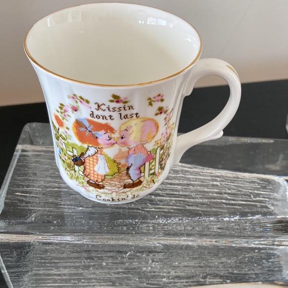 Bone China Mug - Picture 2 of 6